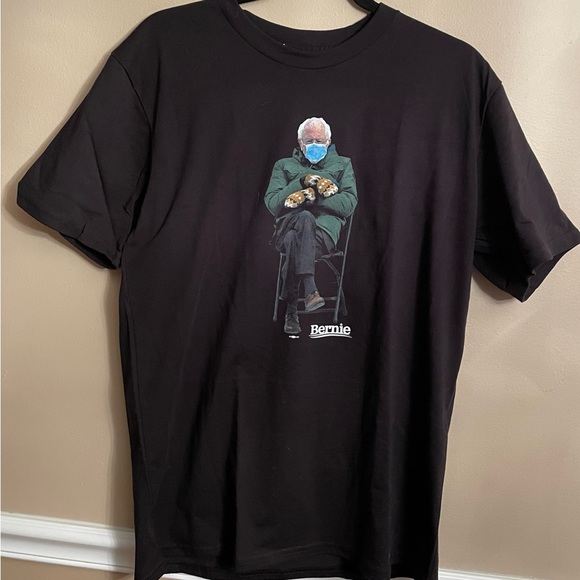 Bernie sanders size large - Picture 1 of 4